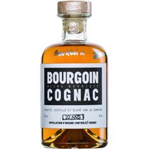 https://www.cognacinfo.com/files/img/cognac flase/cognac bourgoin 22 ans micro barrique_2a7a5377.jpg